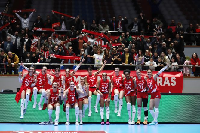 ARAS KARGO'NUN KONUĞU NİLÜFER BELEDİYESPOR